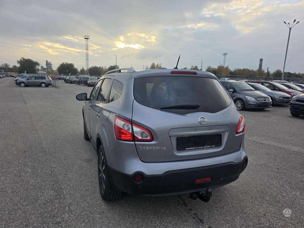 Nissan Qashqai 2012 — photo 13