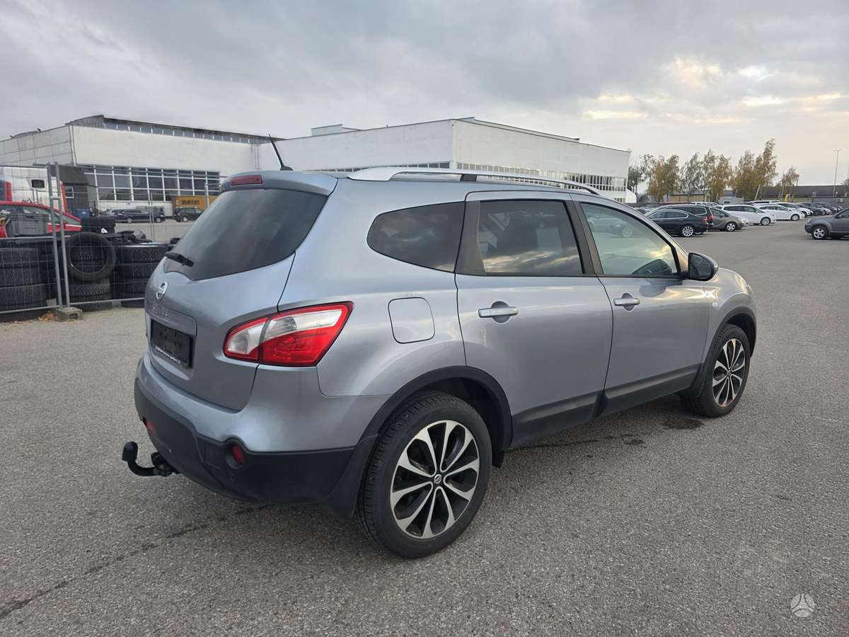 Nissan Qashqai 2012 — photo 16