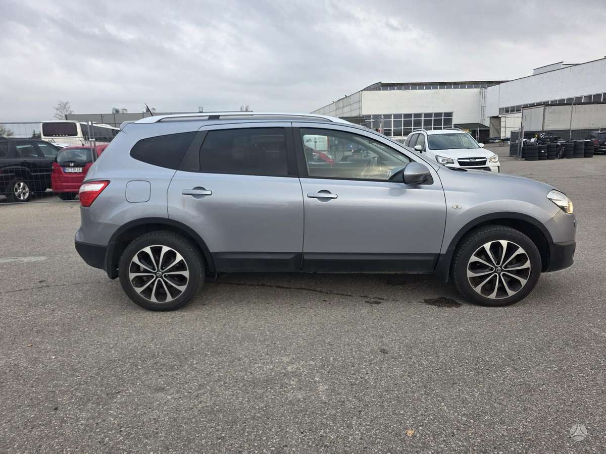 Nissan Qashqai 2012 — photo 19