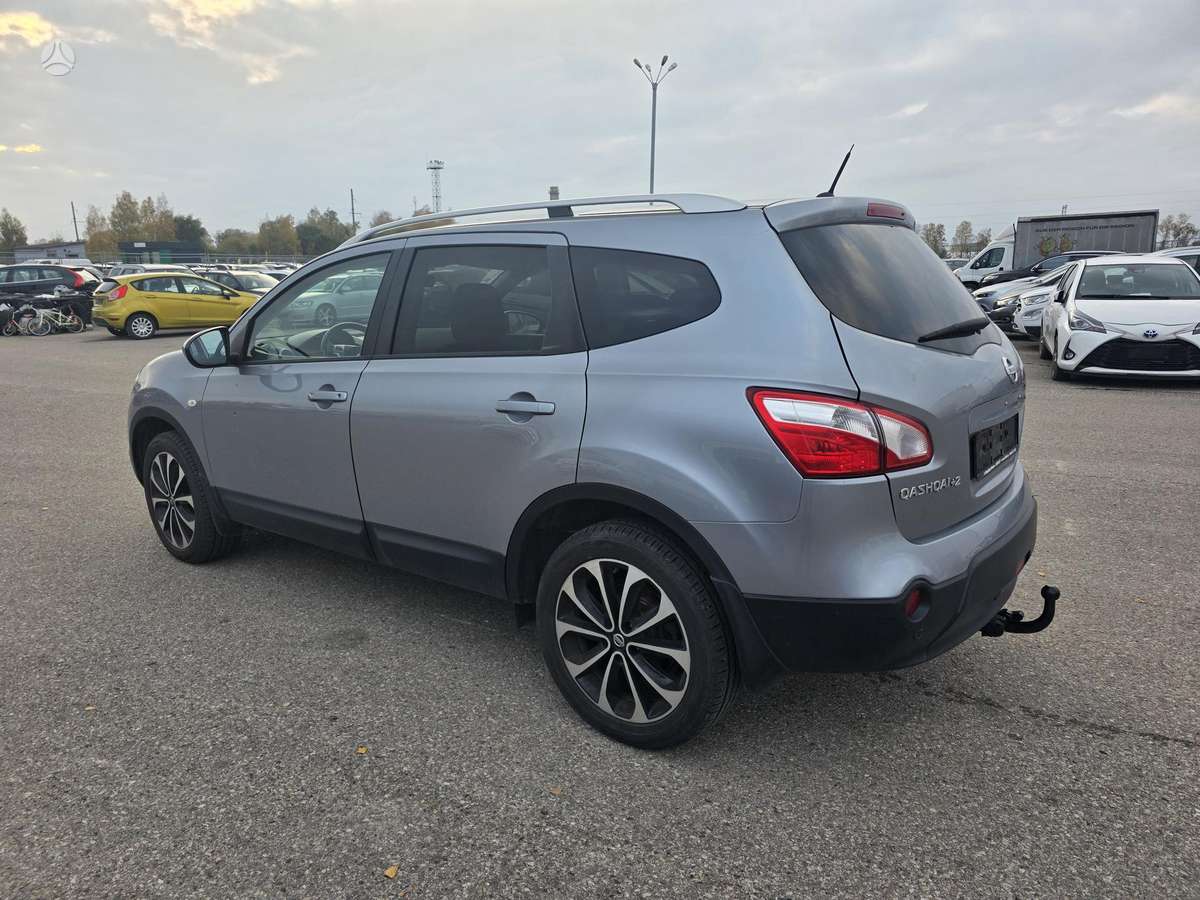 Nissan Qashqai 2012 — photo 8