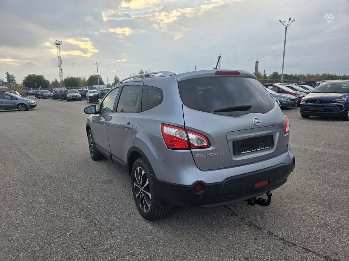 Nissan Qashqai 2012 — photo 9