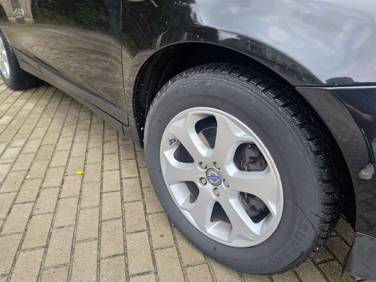 Volvo XC60 2013 — photo 16