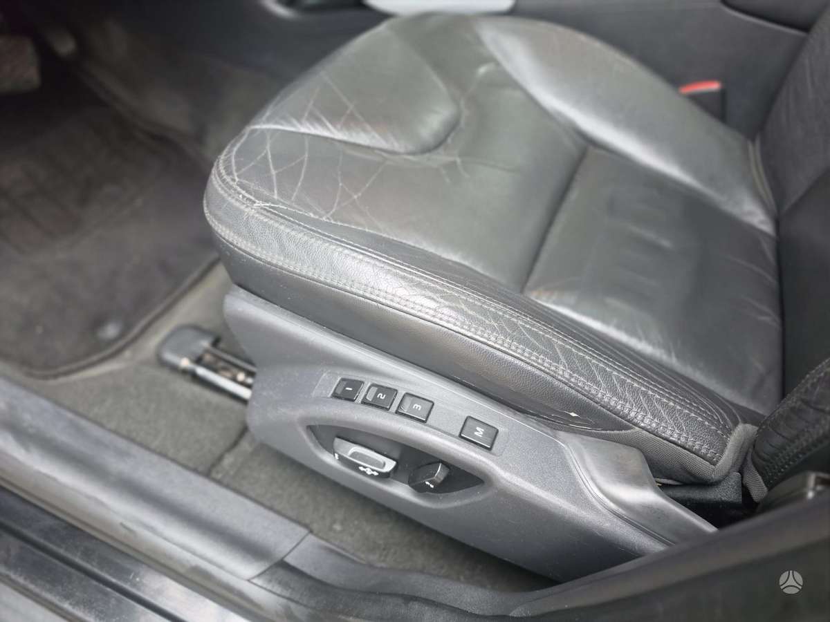 Volvo XC60 2013 — photo 7