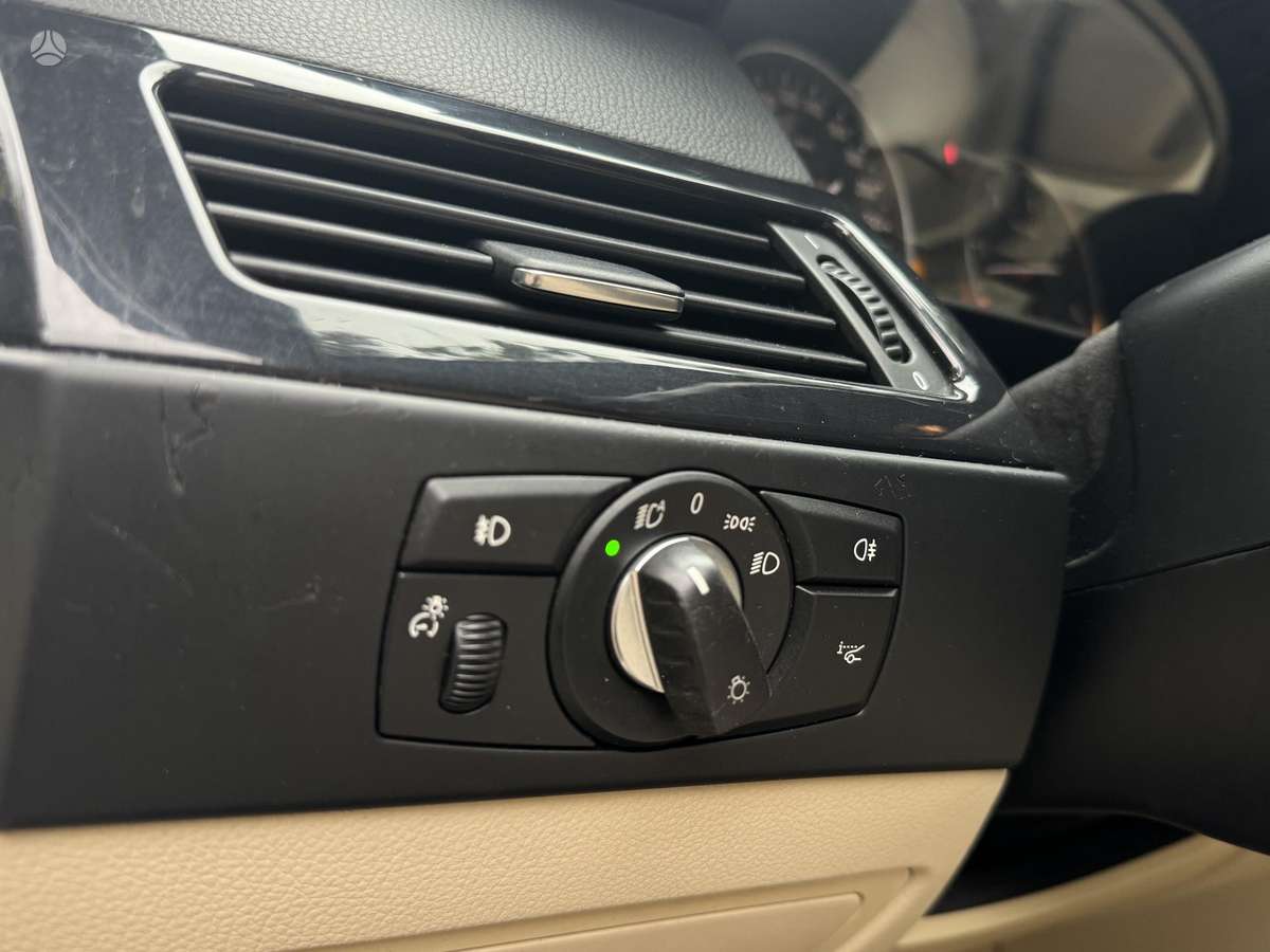 BMW 525 2008 — photo 16