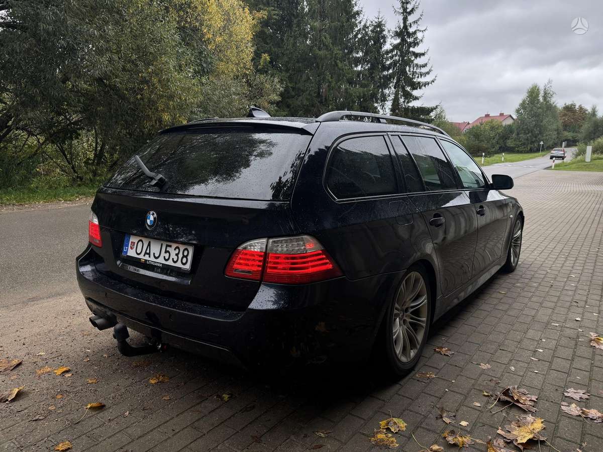 BMW 525 2008 — engine 3000 cm³, 197 HP (145kW)