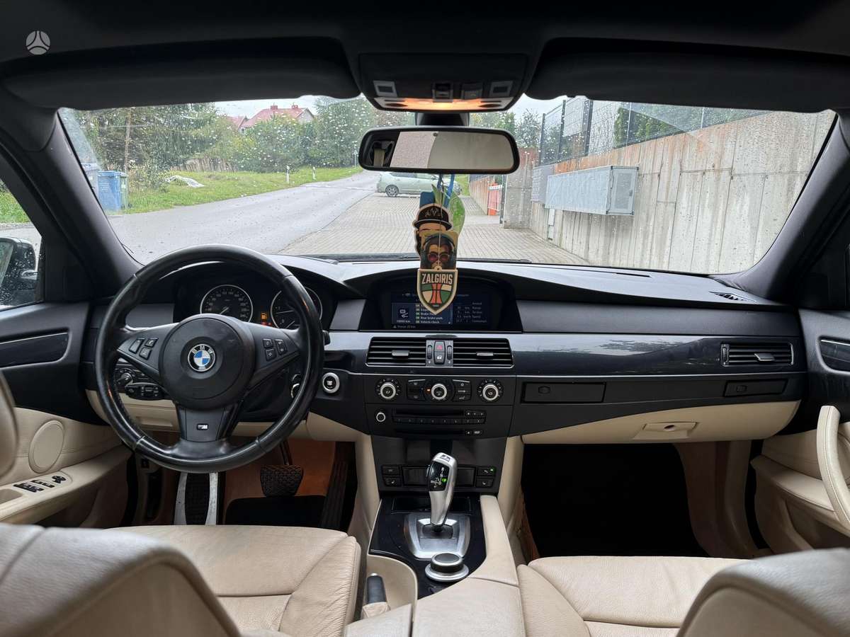 BMW 525 2008 — photo 7