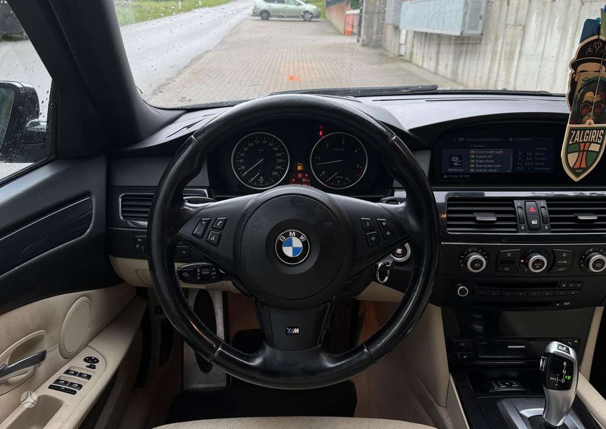 BMW 525 2008 — photo 8
