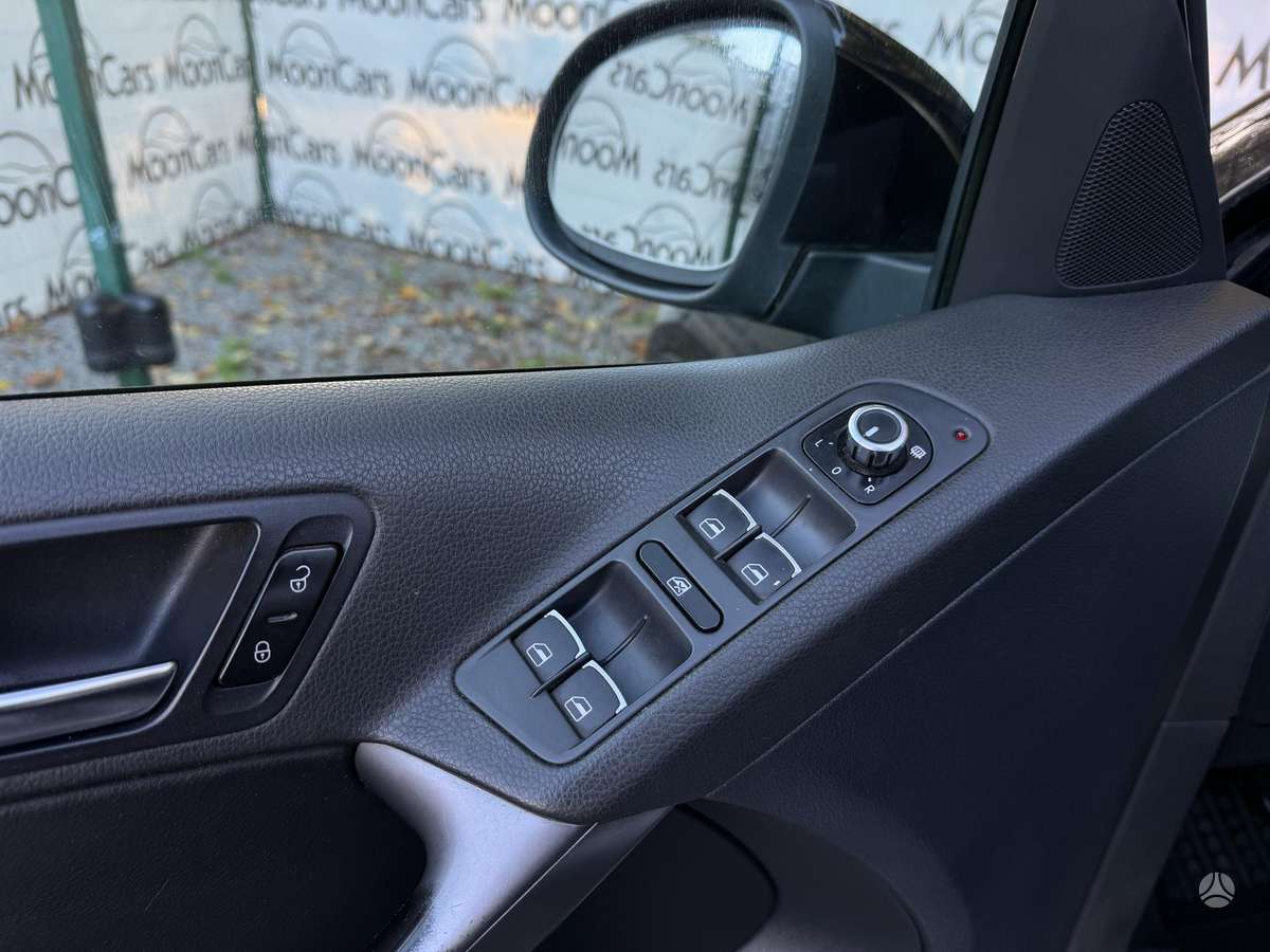 Volkswagen Tiguan 2009 — photo 17