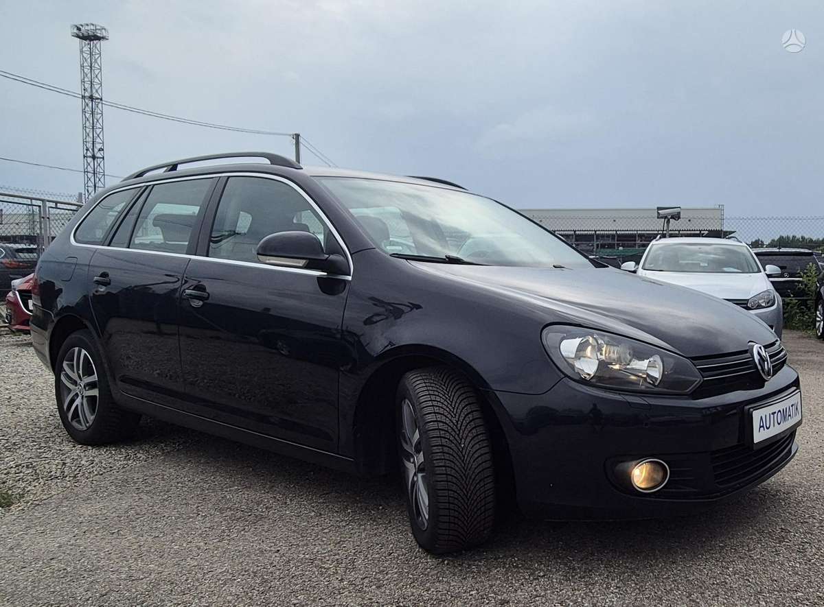 Volkswagen Golf 2011 — двигун 1896 cm³, 105 HP (77kW)