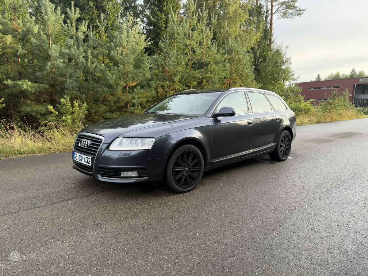 Audi A6 2009 — вигляд ззаду