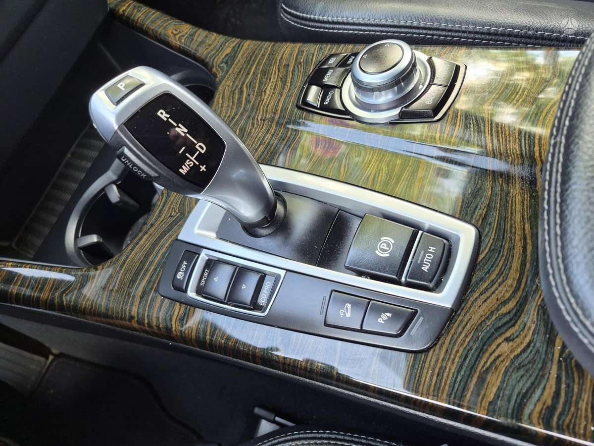 BMW X3 2014 — photo 12
