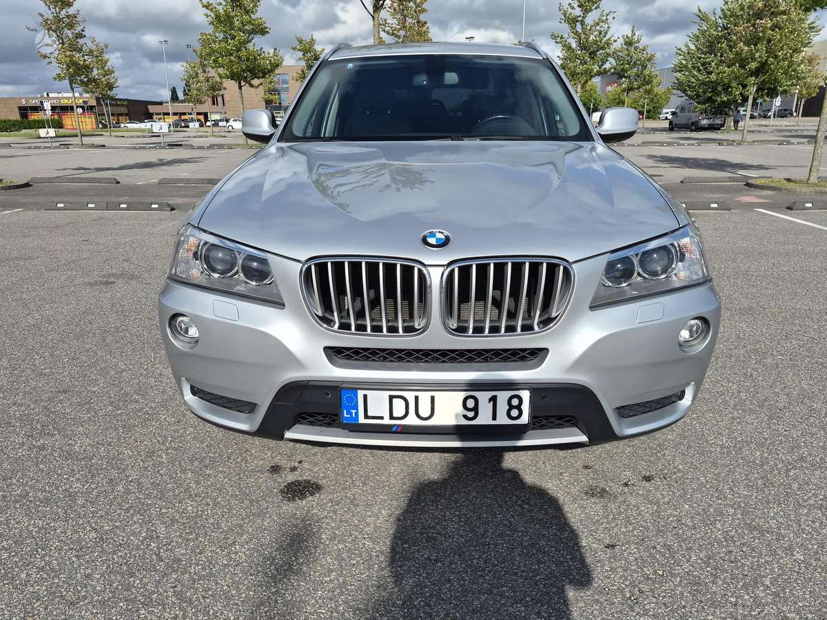 BMW X3 2014 — engine 2993 cm³, 258 HP (190kW)