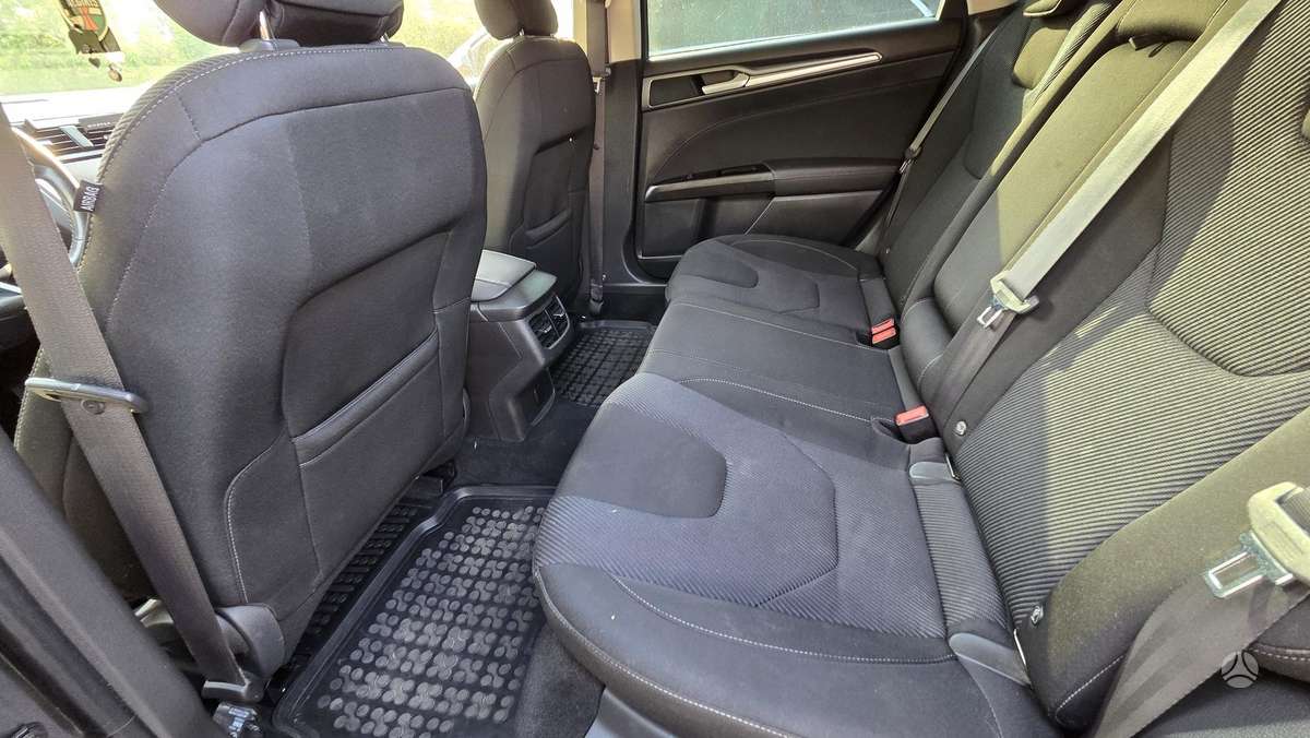 Ford Mondeo 2015 — photo 8