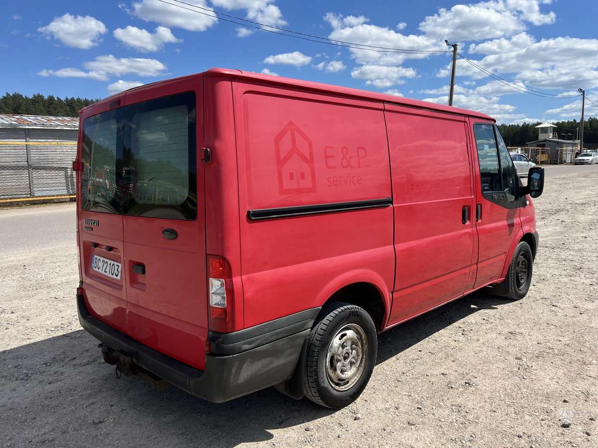 Ford Transit 2012 — салон