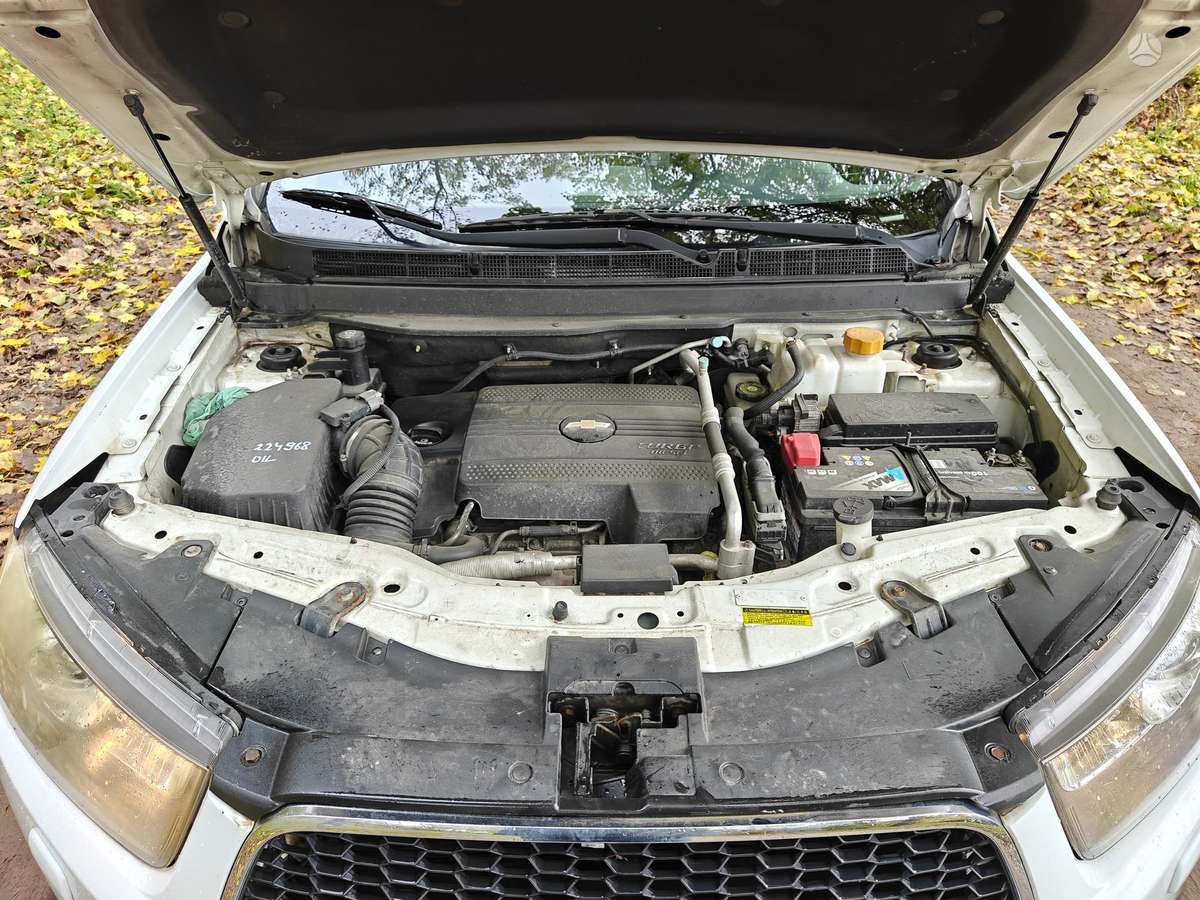 Chevrolet Captiva 2012 — photo 18