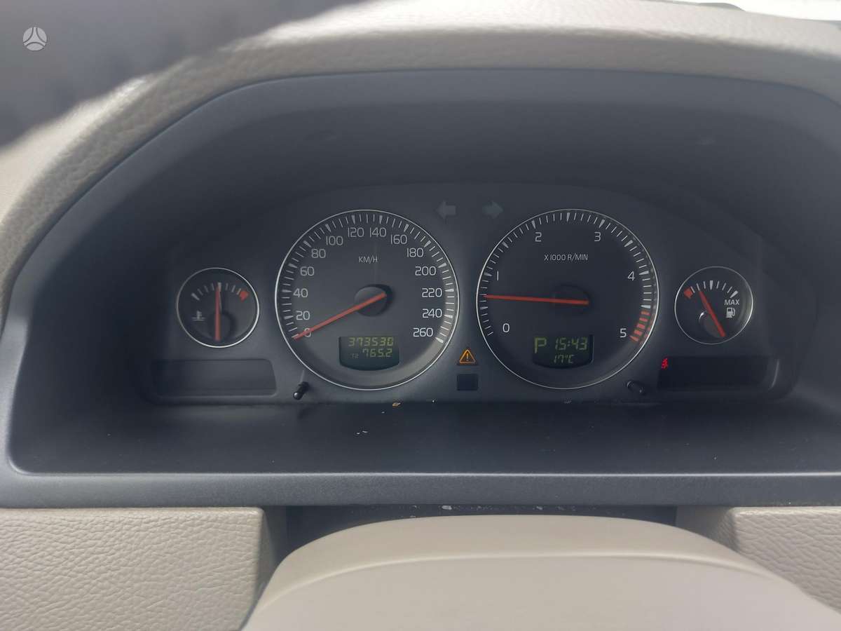 Volvo XC90 2004 — photo 10