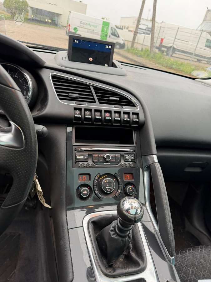 Peugeot 3008 2014 — фото 12