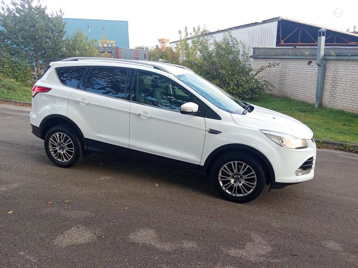 Ford Kuga 2013 — фото 14