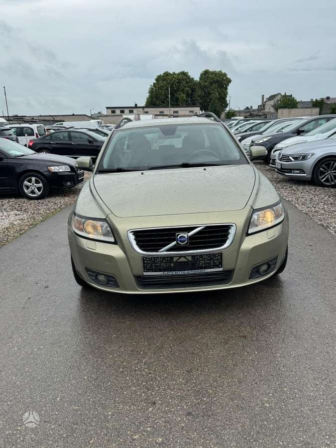 Volvo V50 2010 — vehicle for AFU Ukraine