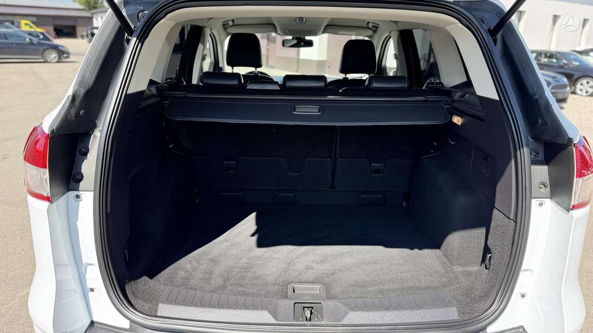 Ford Kuga 2014 — photo 18