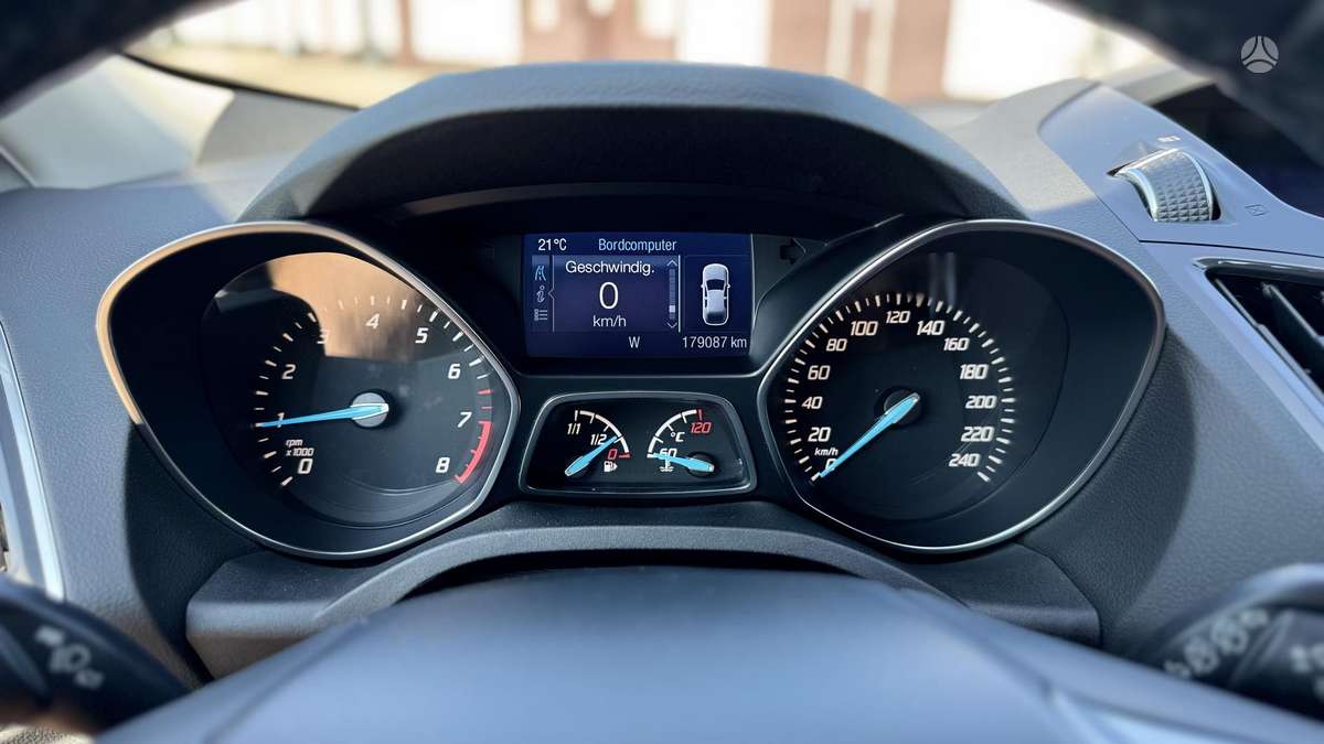 Ford Kuga 2014 — photo 20