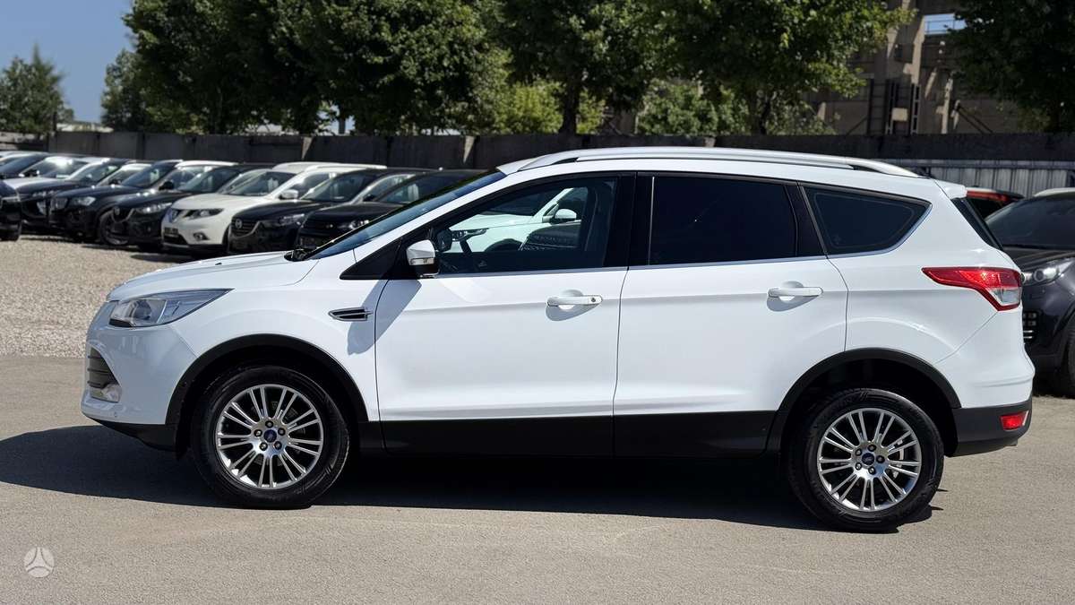 Ford Kuga 2014 — engine 1596 cm³, 150 HP (110kW)