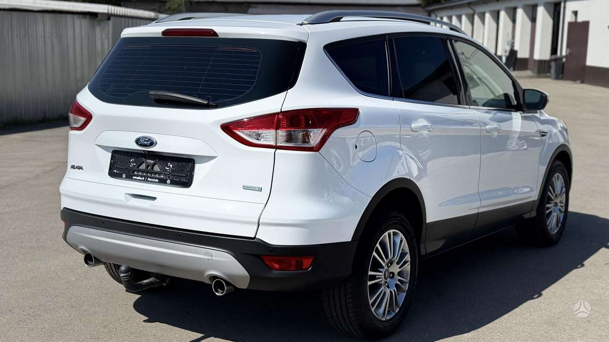 Ford Kuga 2014 — photo 8