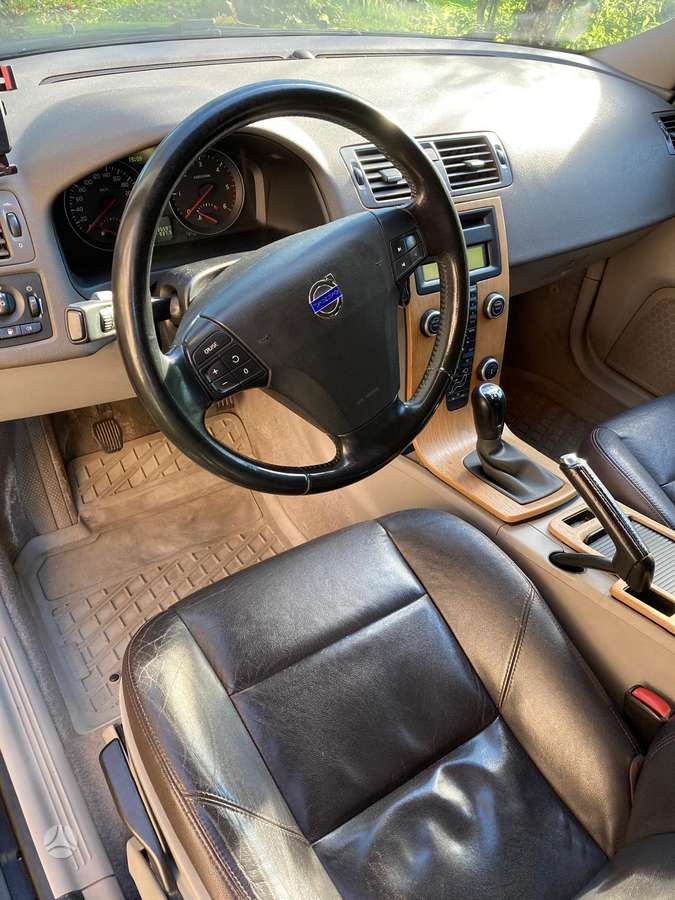 Volvo V50 2008 — photo 6