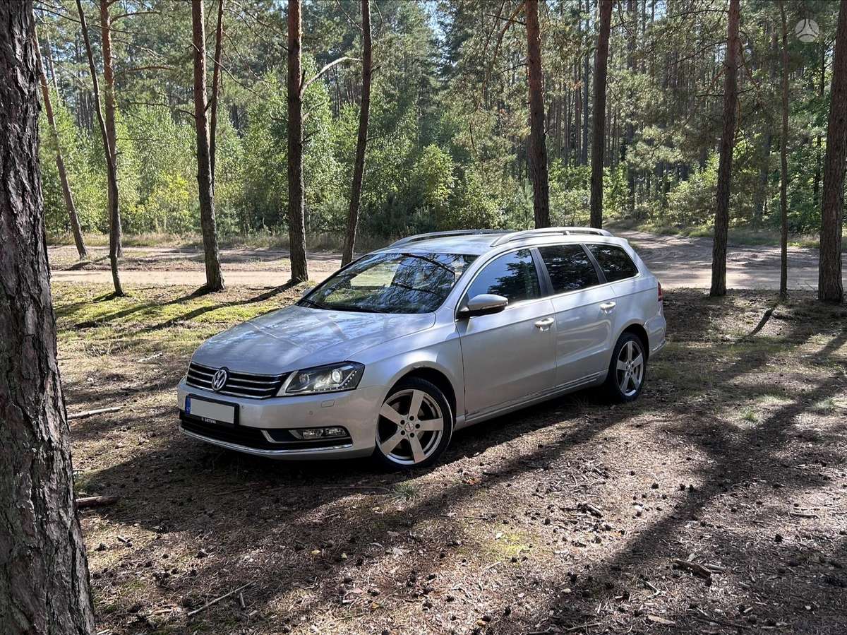 Volkswagen Passat 2012 — vehicle for AFU Ukraine
