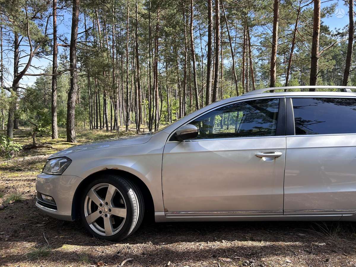 Volkswagen Passat 2012 — photo 10