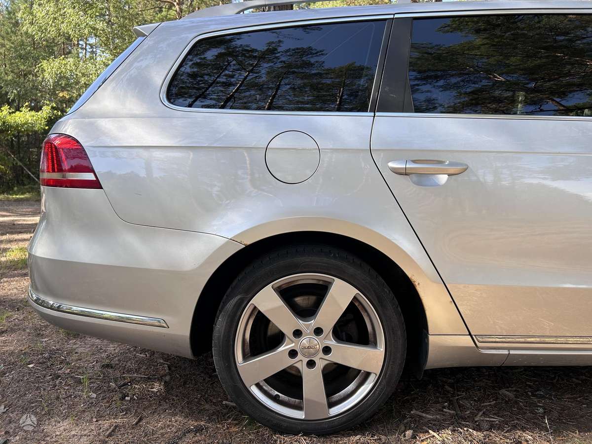 Volkswagen Passat 2012 — photo 13