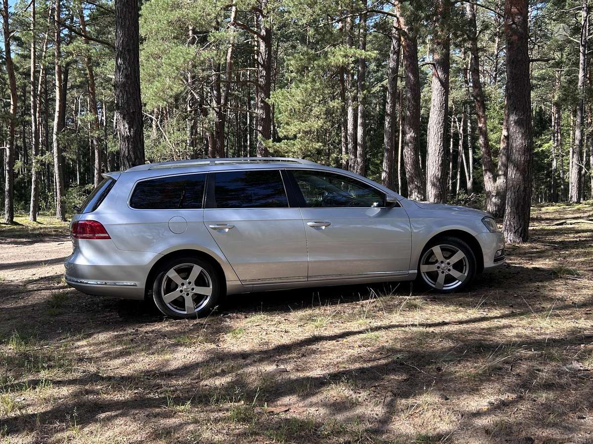Volkswagen Passat 2012 — engine 1968 cm³, 140 HP (103kW)
