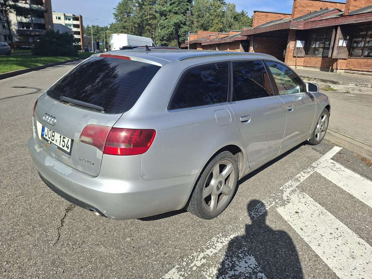Audi A6 2007 — салон