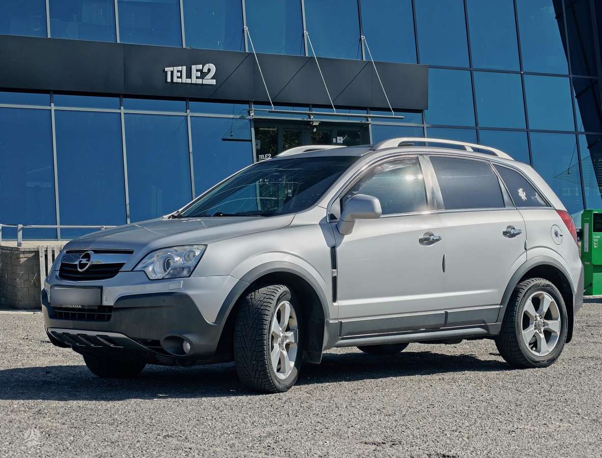 Opel Antara 2009 — rear view
