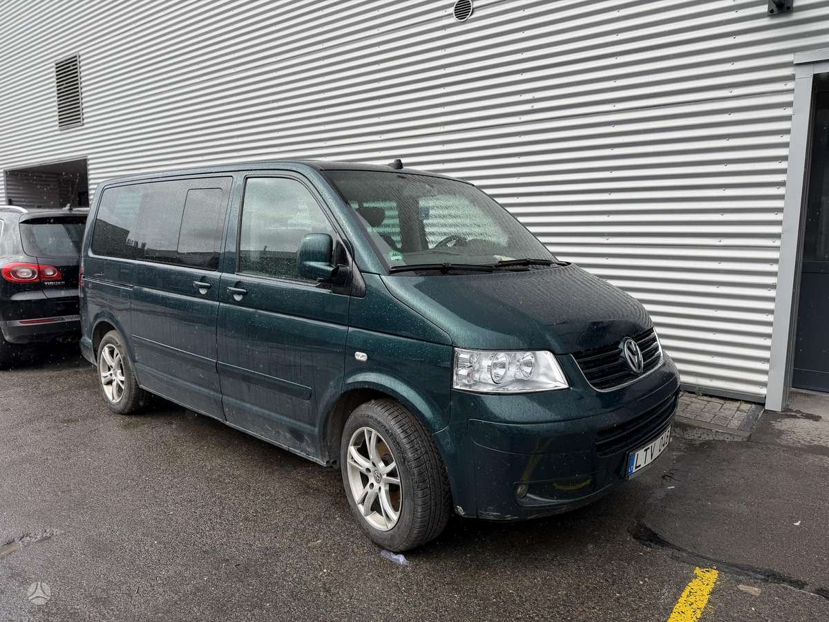 Volkswagen Multivan 2005 — engine 2500 cm³, 131 HP (96kW)