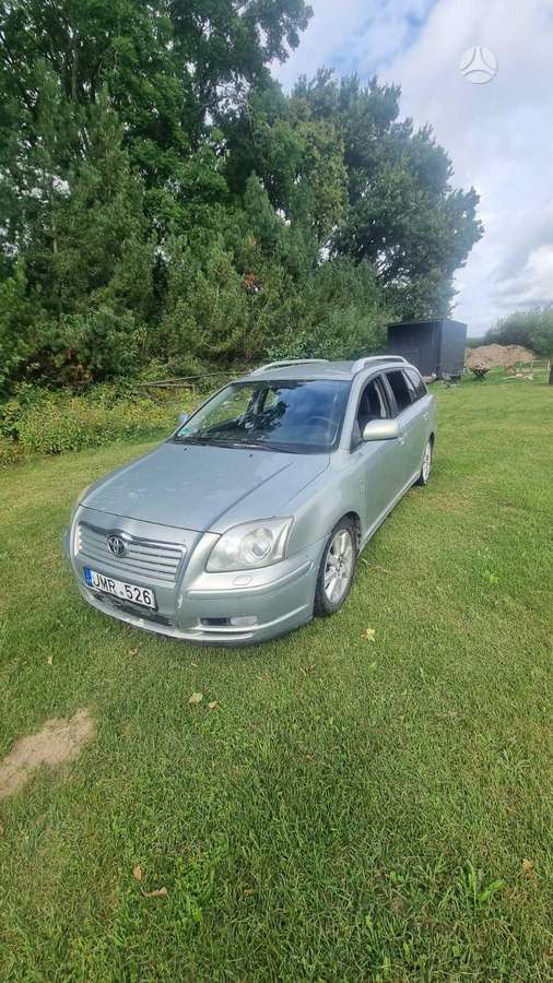 Toyota Avensis, 2004