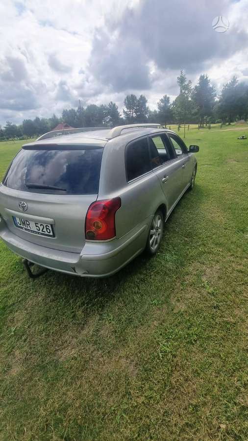 Toyota Avensis 2004 — engine 1995 cm³, 116 HP (85kW)