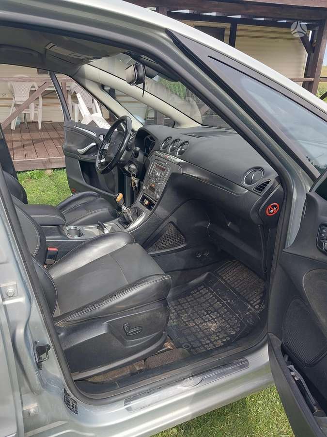 Ford C-MAX 2008 — photo 6
