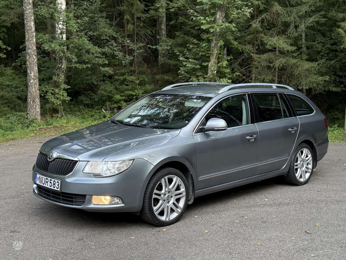 Skoda Superb 2011 — фото 10