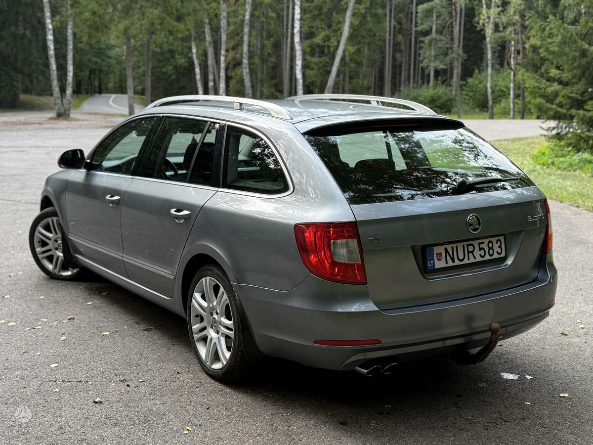 Skoda Superb 2011 — двигун 1968 cm³, 170 HP (125kW)