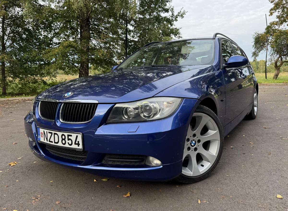 BMW 320, 2008
