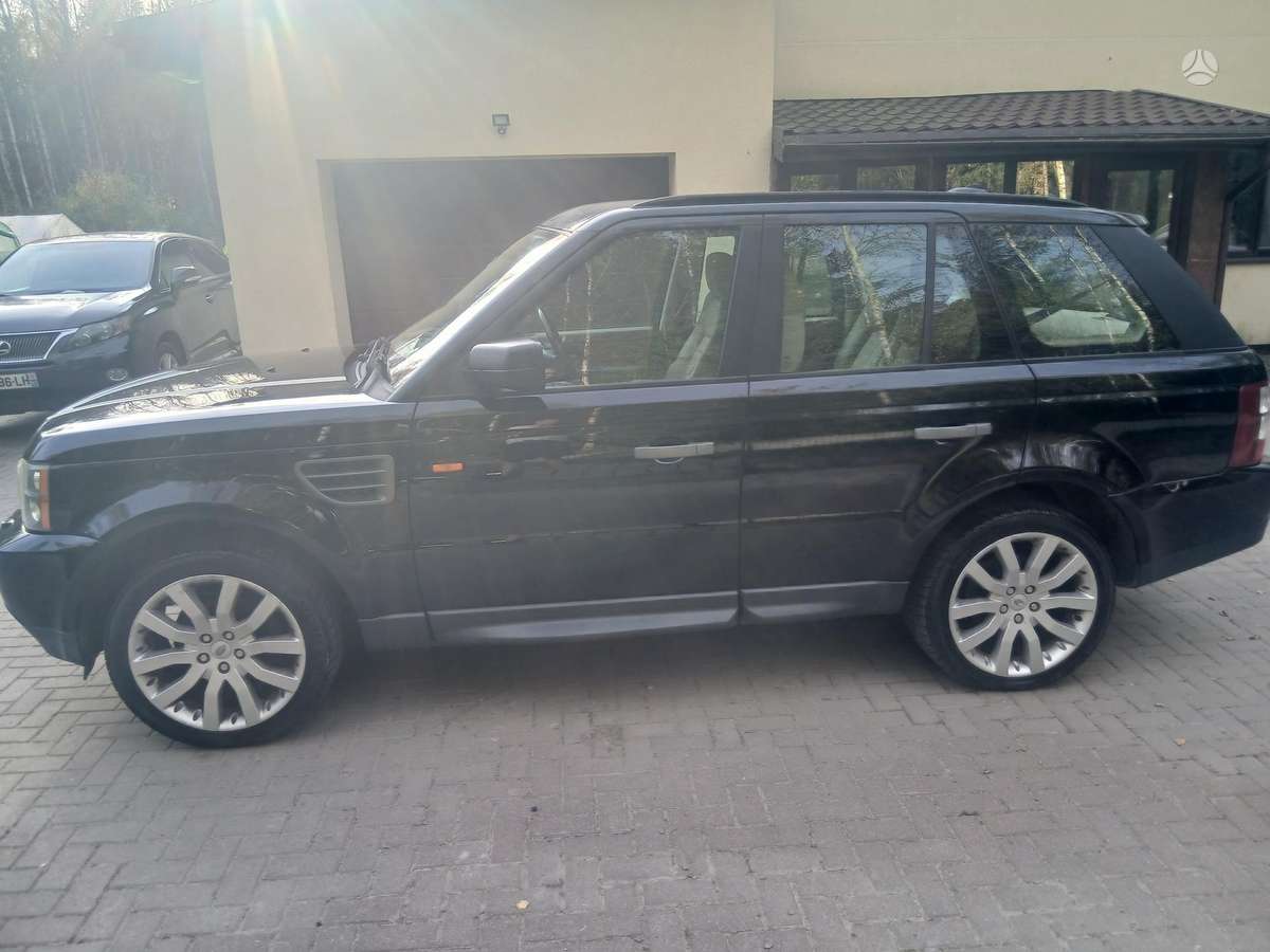 Land Rover 2008 — rear view