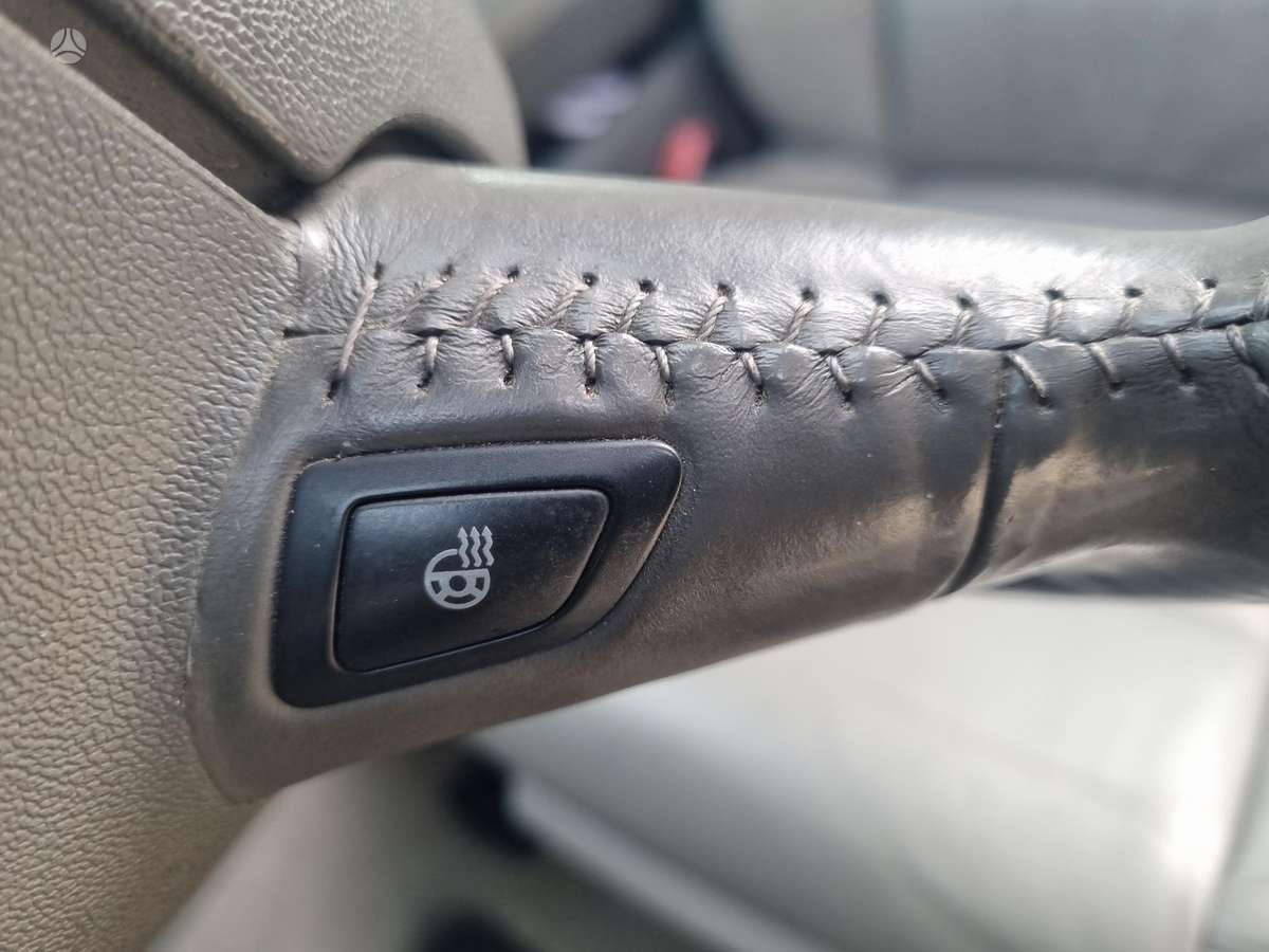 Audi A6 2005 — photo 17