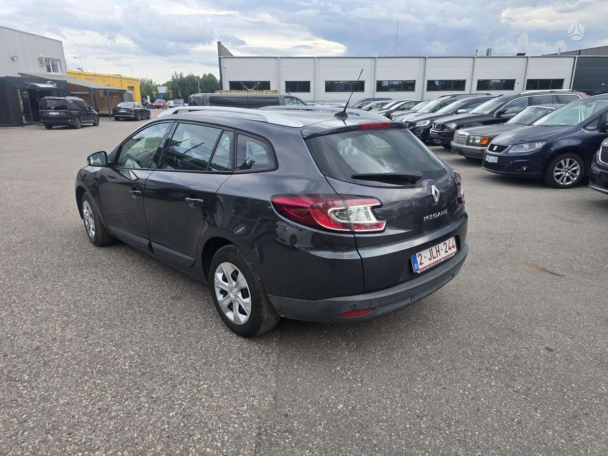 Renault Megane 2012 — вигляд ззаду