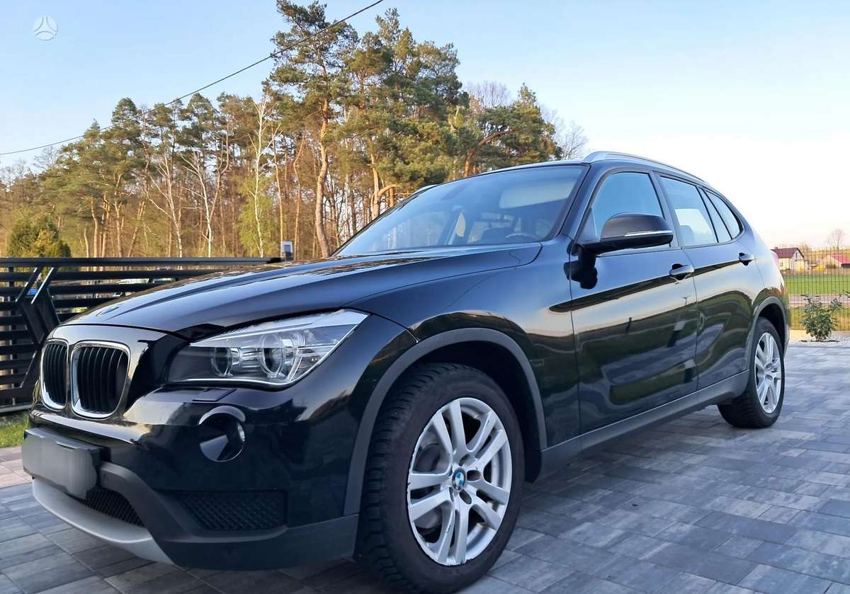 BMW X1 2013 — interior