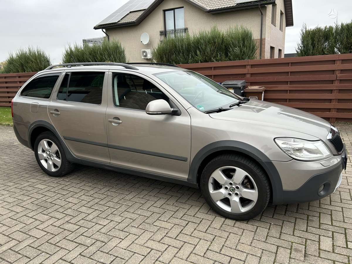 Skoda Octavia 2011 — photo 5