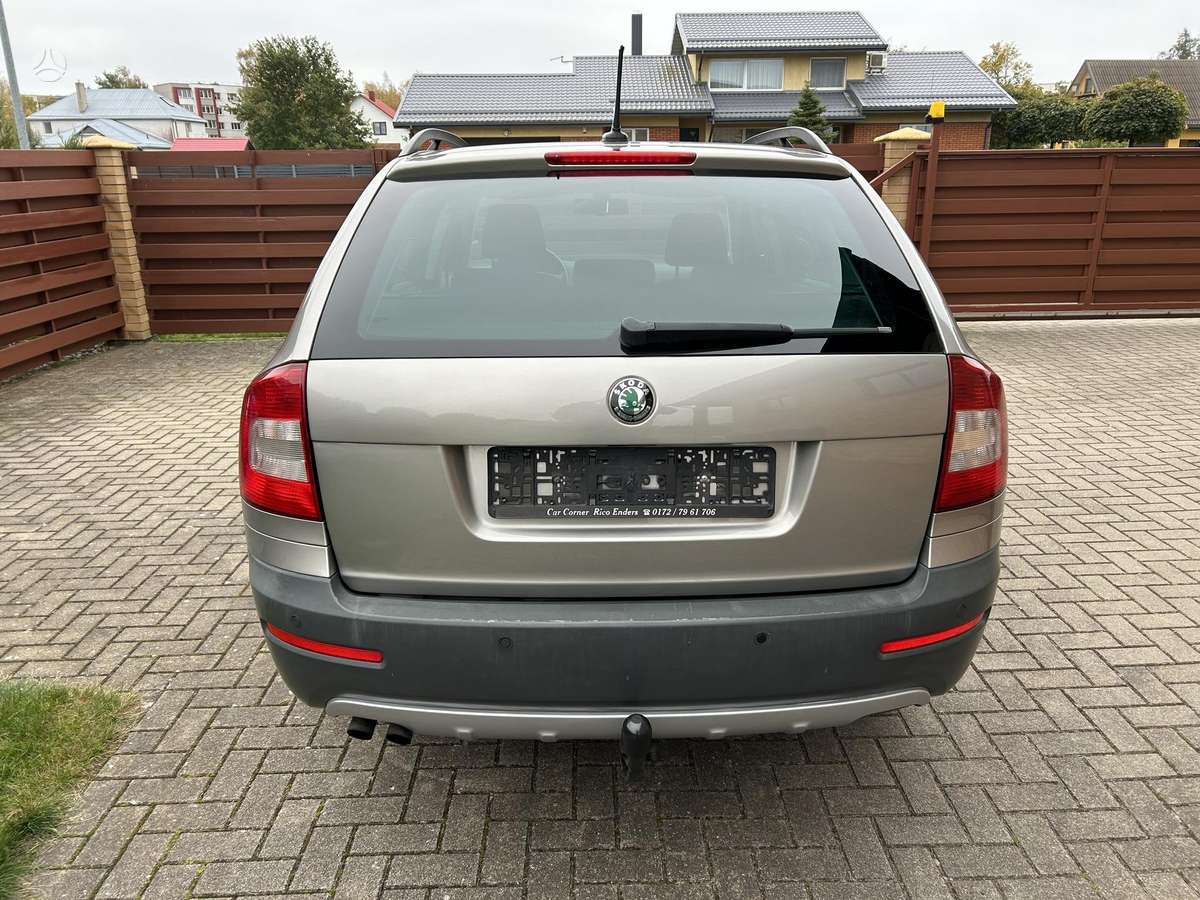 Skoda Octavia 2011 — photo 9