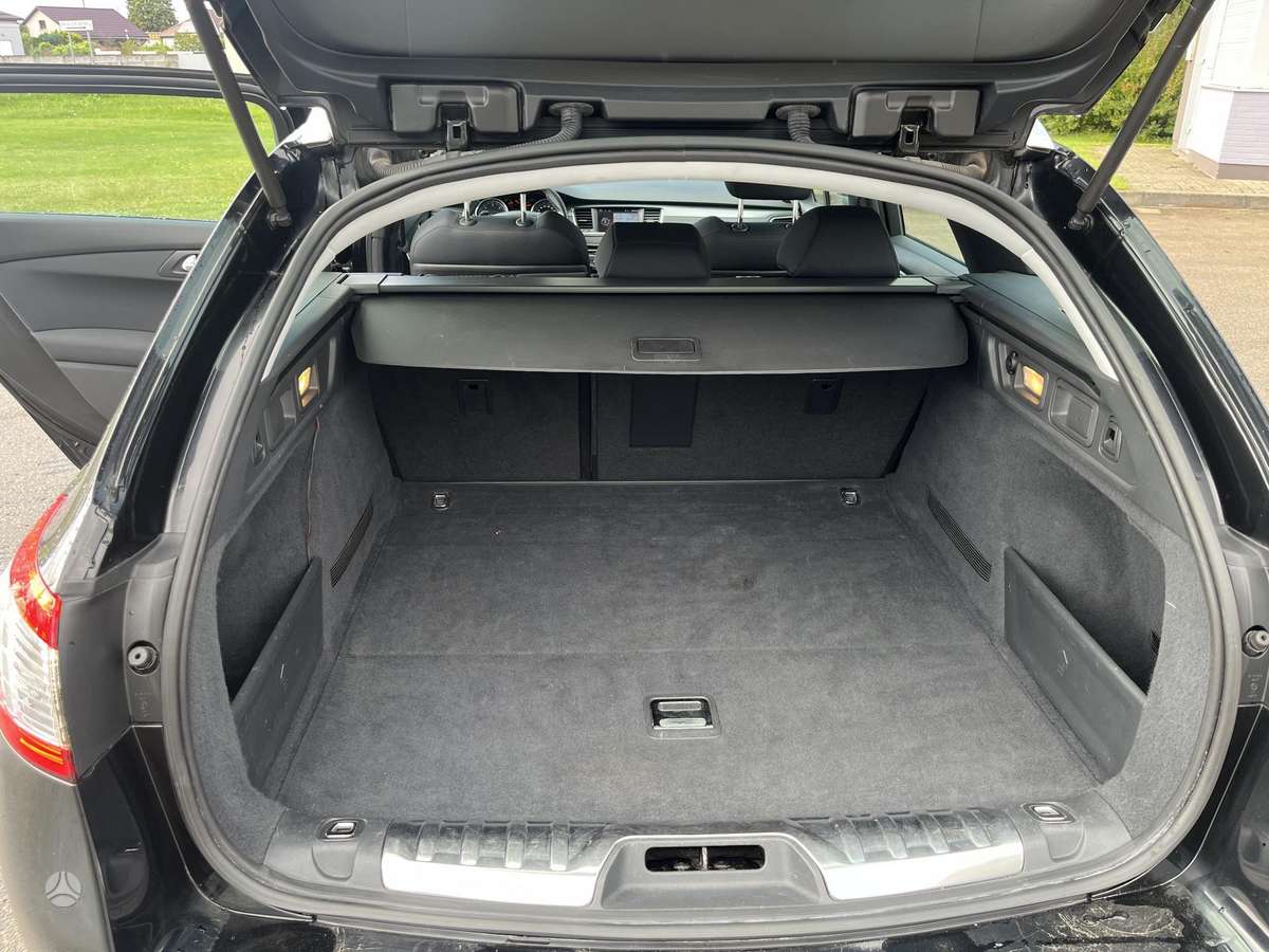 Peugeot 508 2011 — photo 10