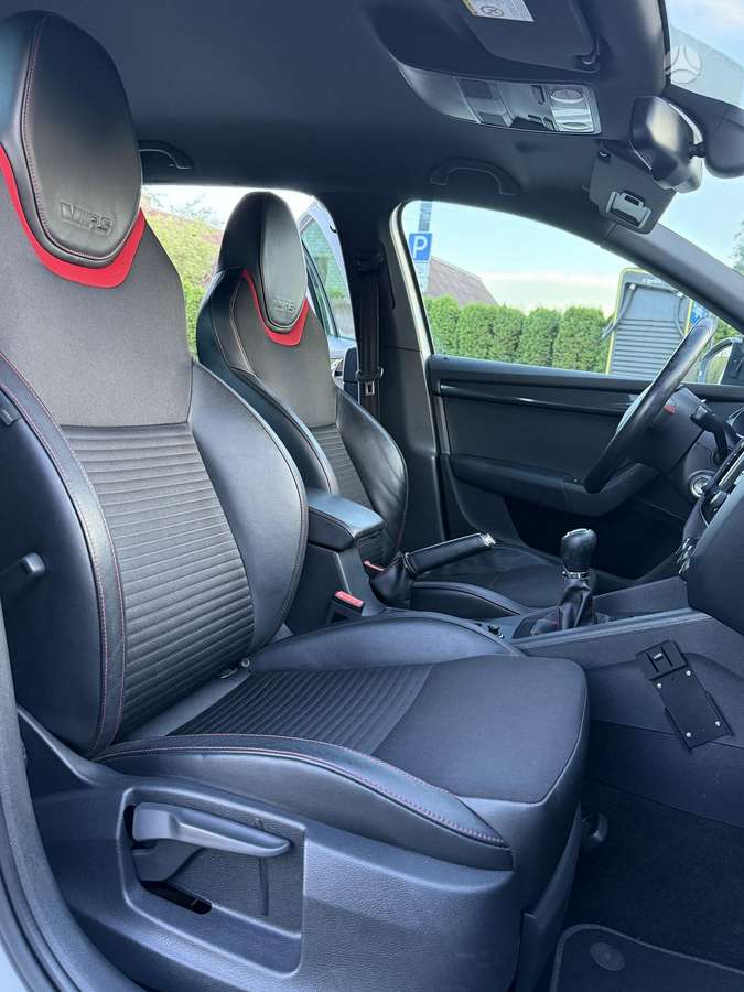 Skoda Octavia 2014 — фото 25