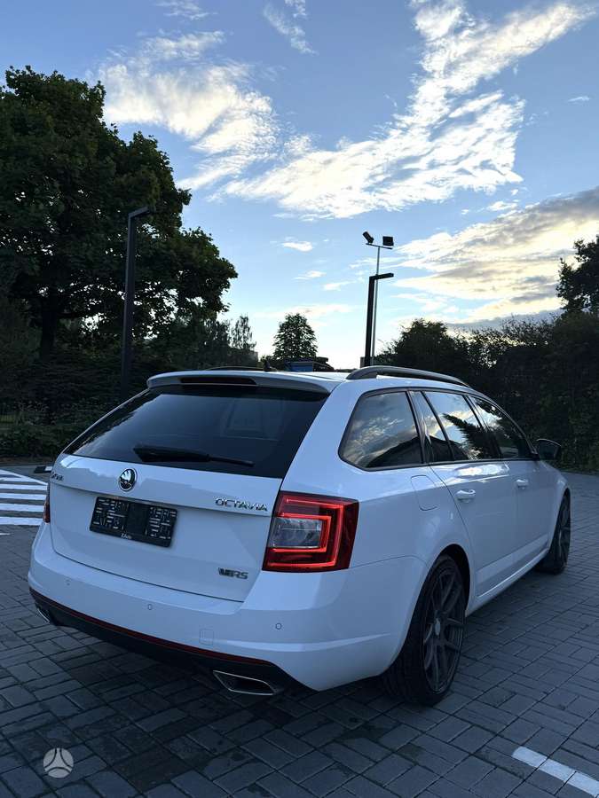 Skoda Octavia 2014 — фото 9